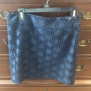 Navy Vineyard Vines Crochet Skirt